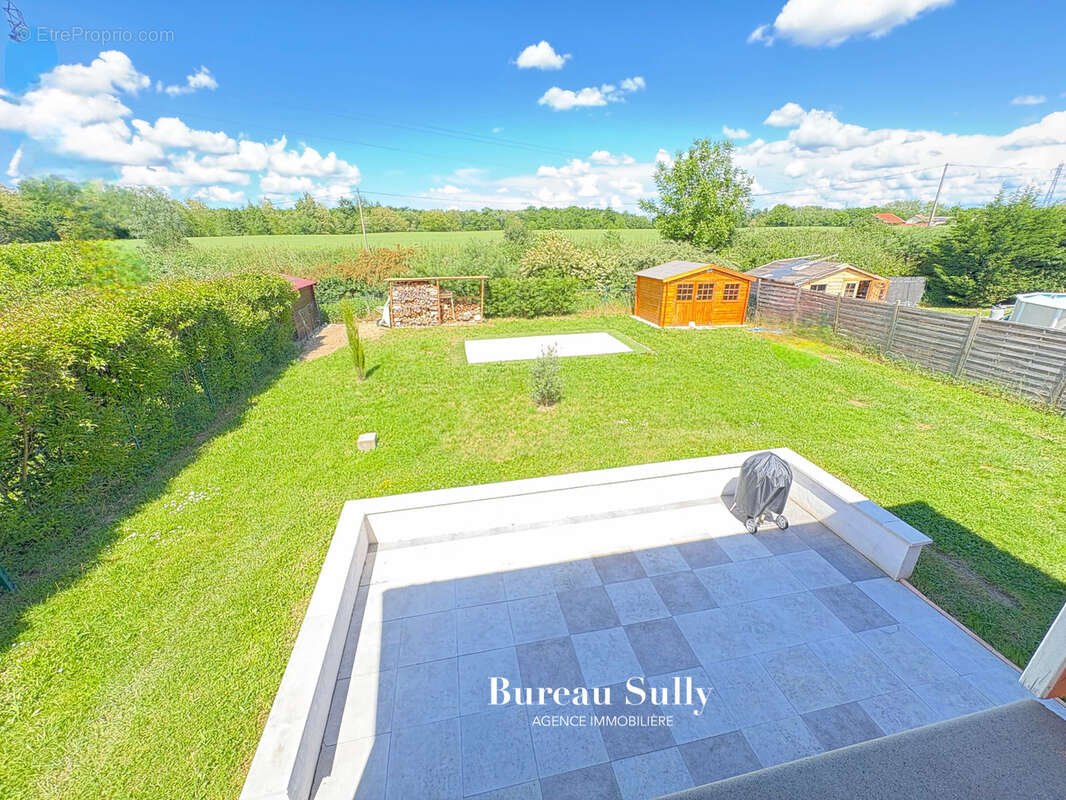 Maison à CORCELLES-EN-BEAUJOLAIS