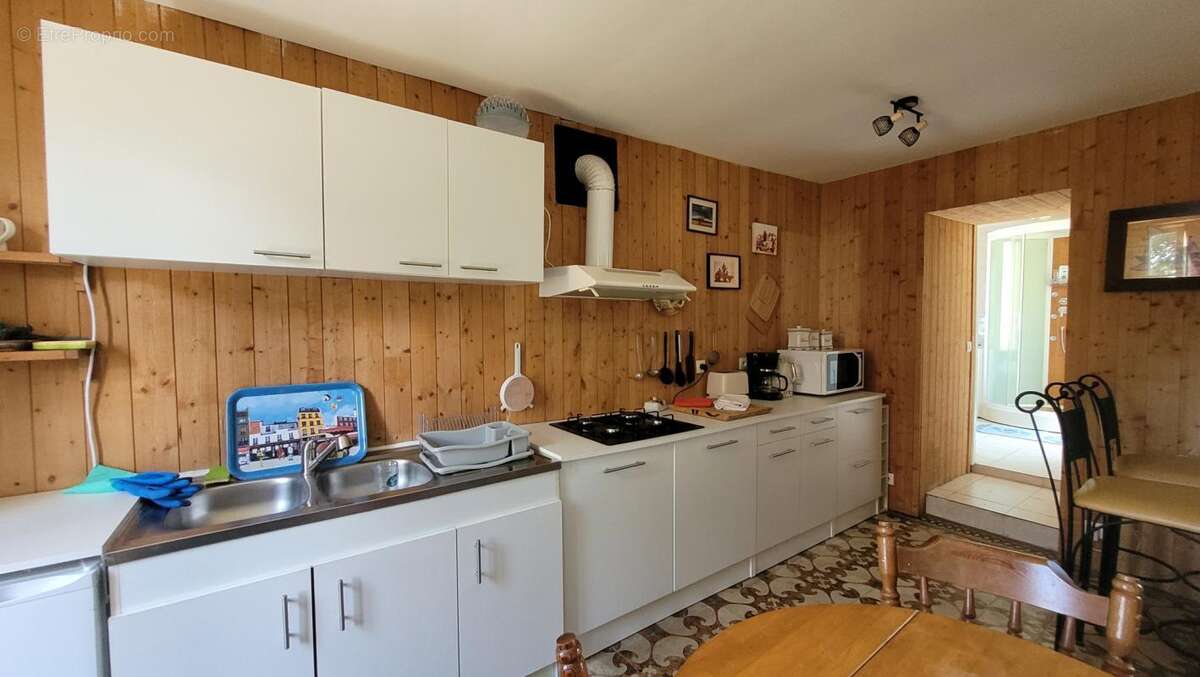 Maison à PONT-MELVEZ