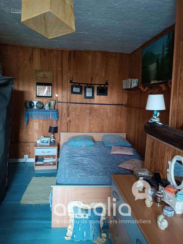 Maison à CATILLON-SUR-SAMBRE