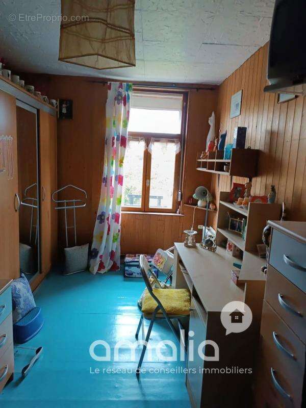 Maison à CATILLON-SUR-SAMBRE