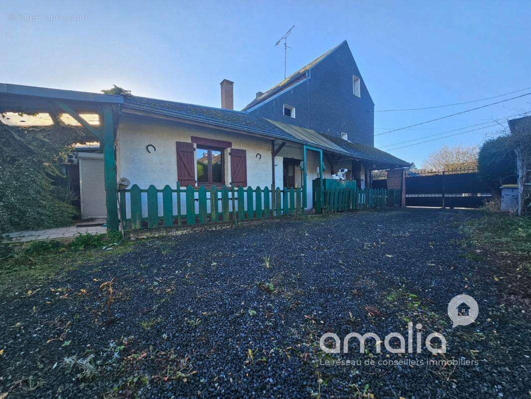 Maison à CATILLON-SUR-SAMBRE