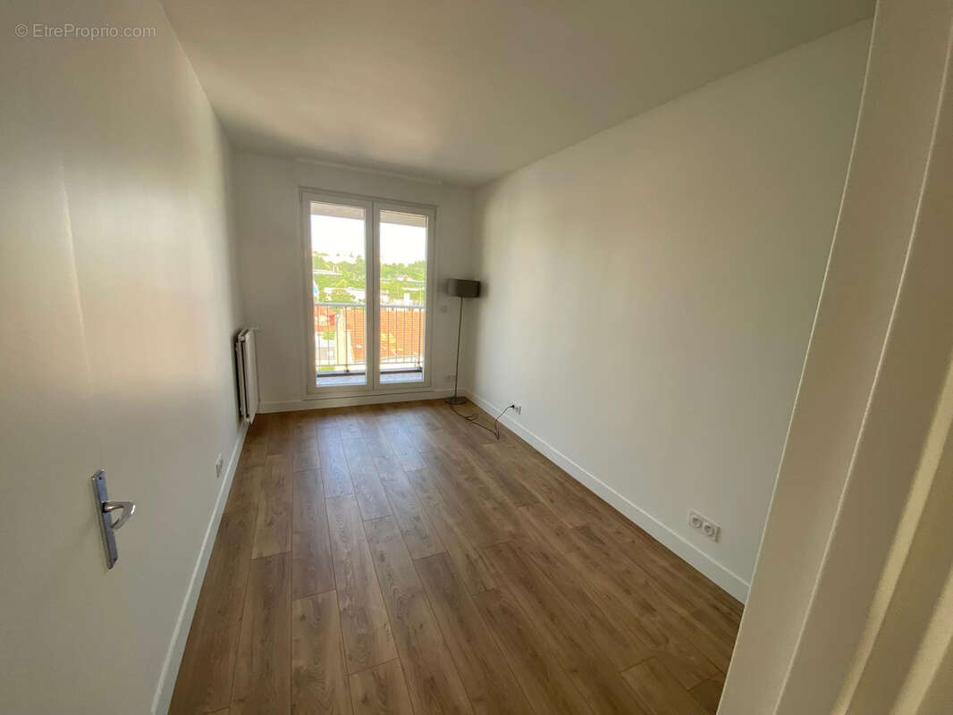 Appartement à ROSNY-SOUS-BOIS