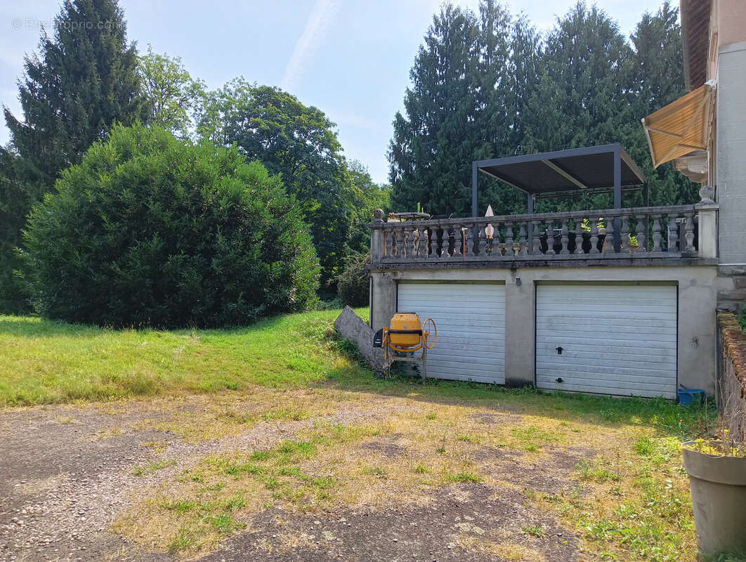 Maison à AILLEVILLERS-ET-LYAUMONT