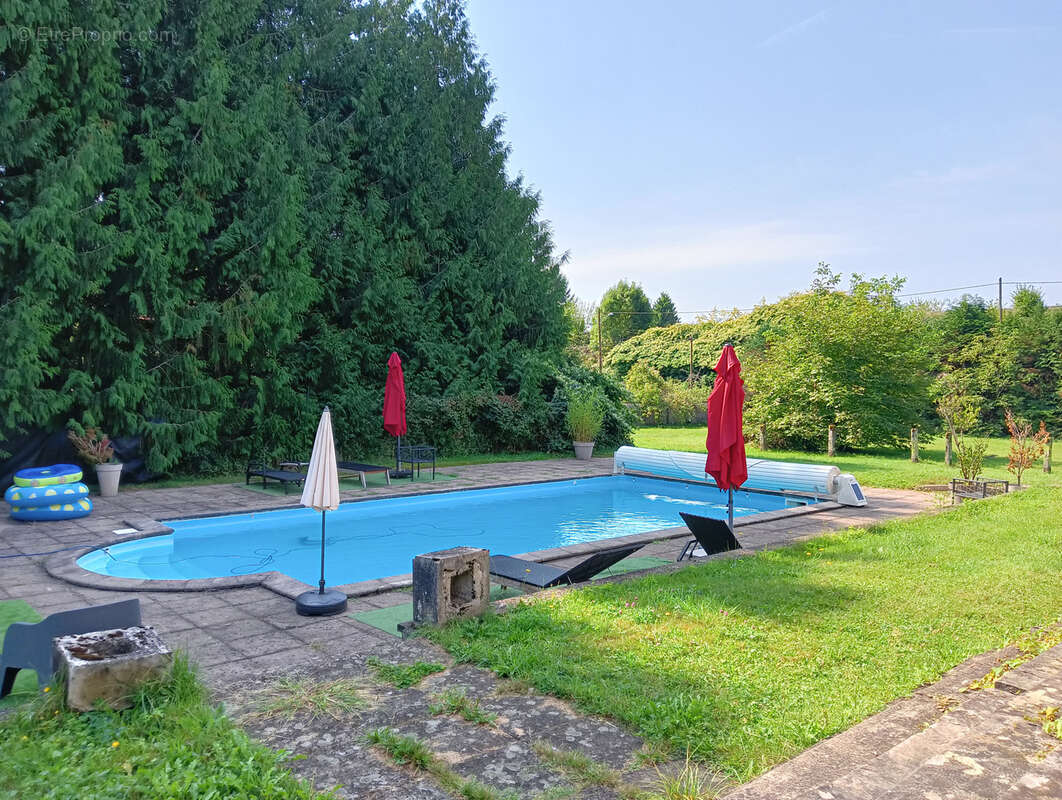 Maison à AILLEVILLERS-ET-LYAUMONT