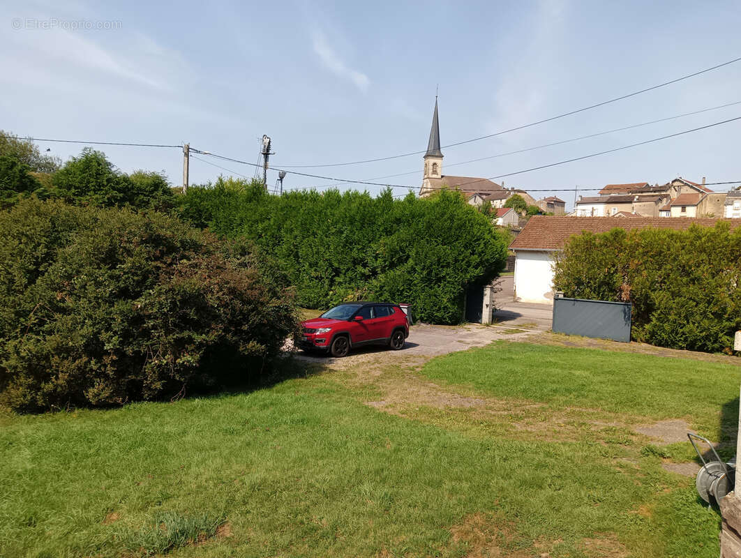 Maison à AILLEVILLERS-ET-LYAUMONT