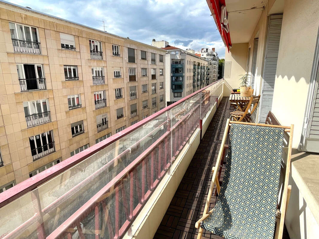 Appartement à LYON-6E