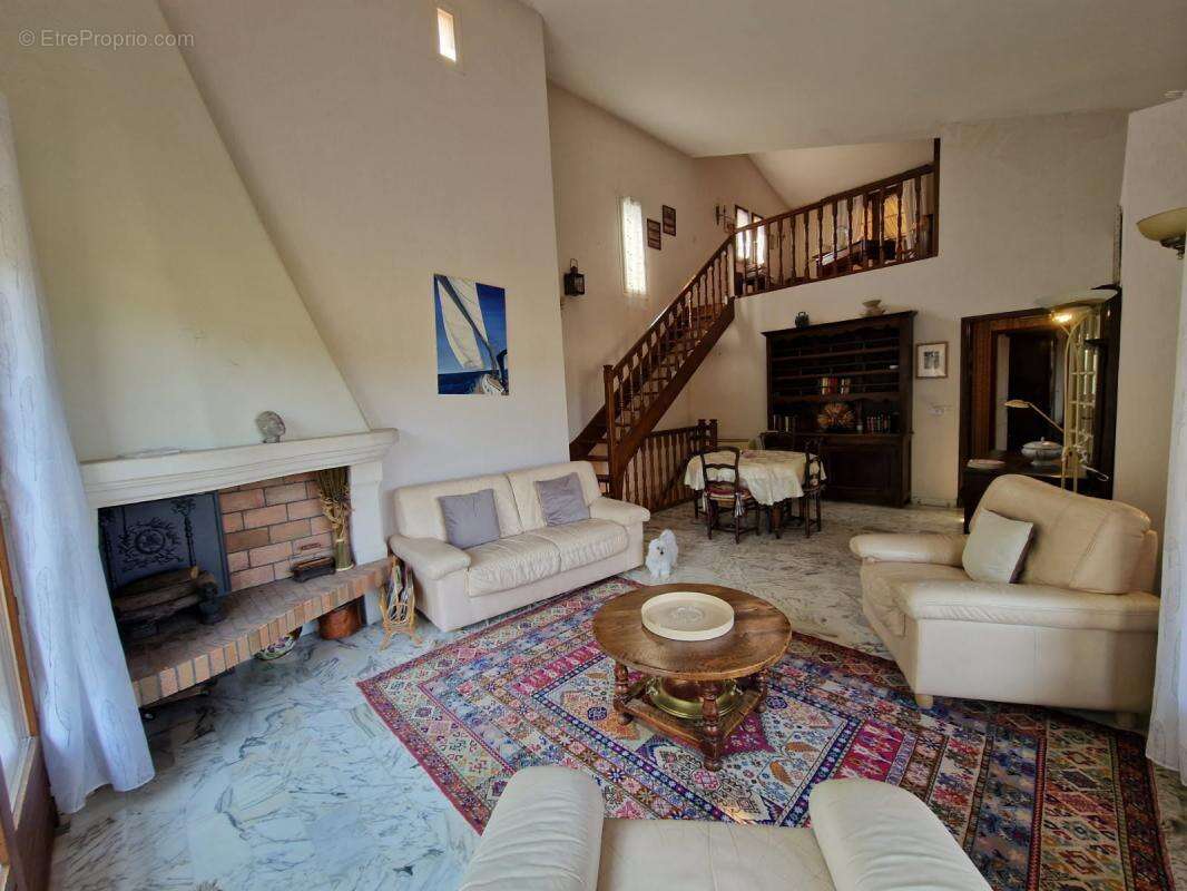 Maison à MONTESQUIEU-DES-ALBERES