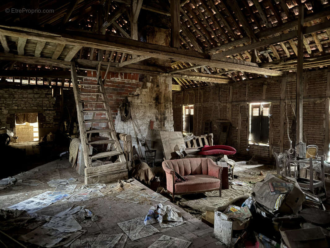 Maison à CRESANTIGNES