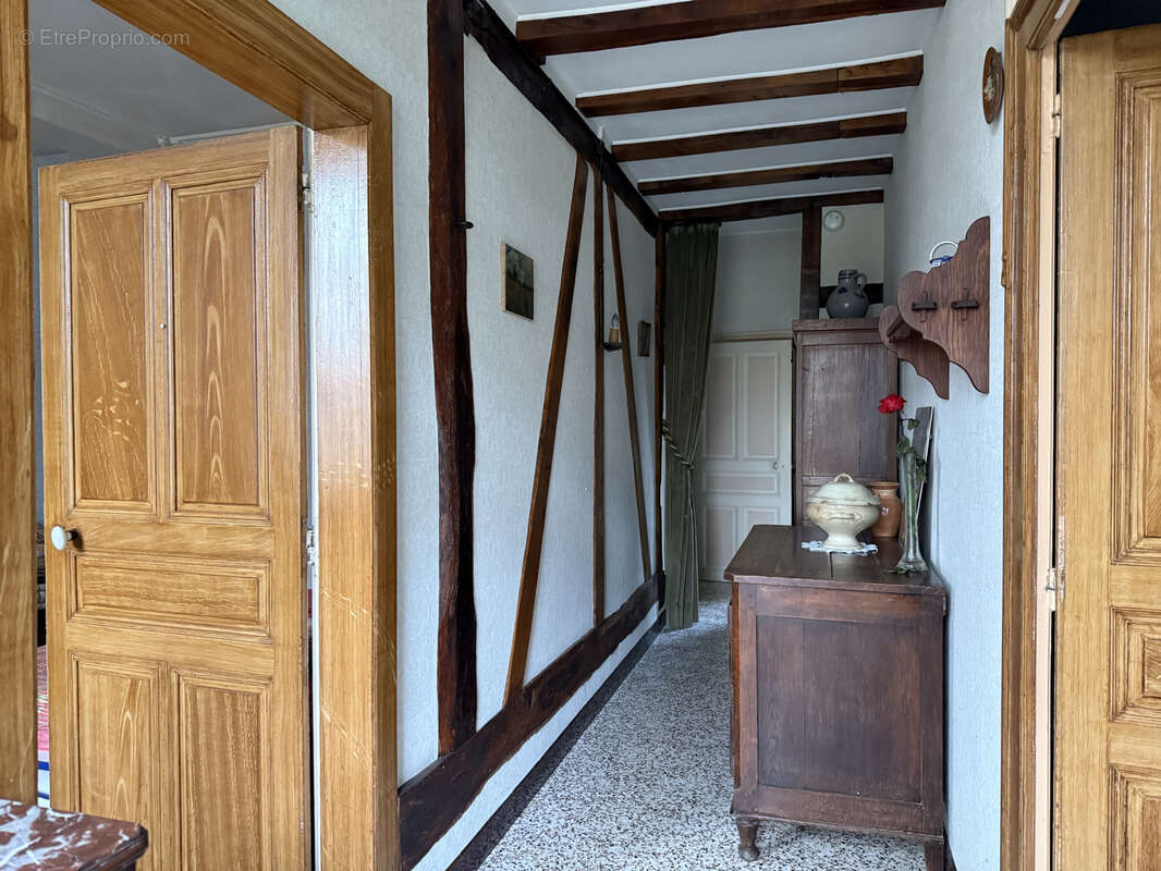 Maison à CRESANTIGNES