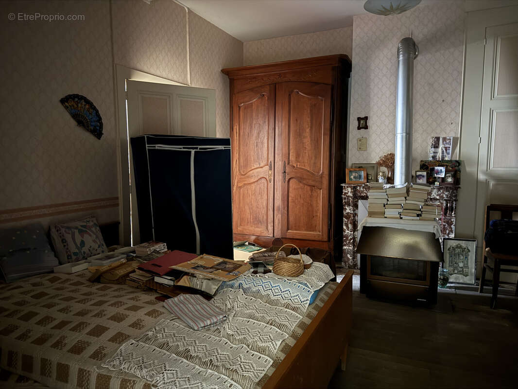 Maison à CRESANTIGNES