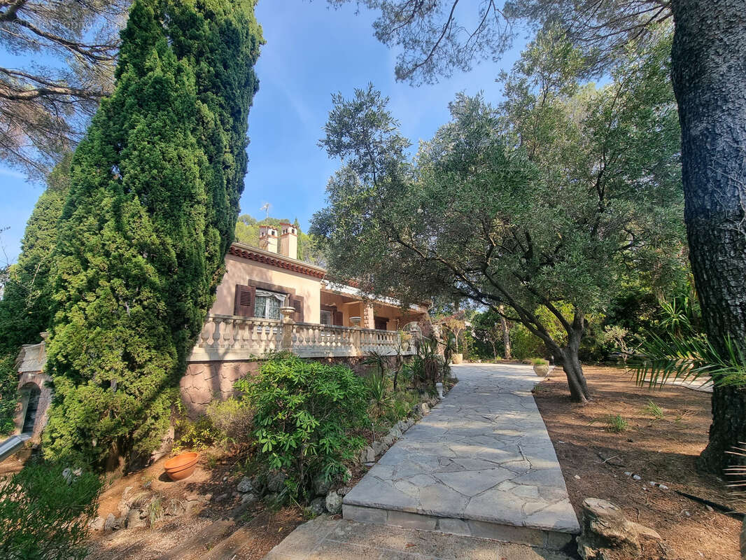 Maison à SAINT-RAPHAEL