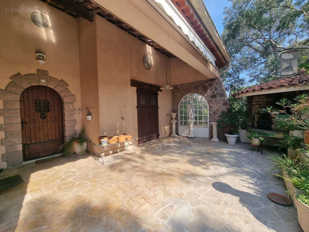 Maison à SAINT-RAPHAEL