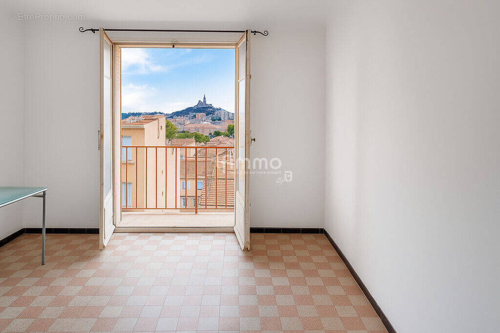 Appartement à MARSEILLE-14E