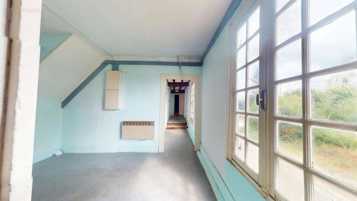 Appartement à EGLENY