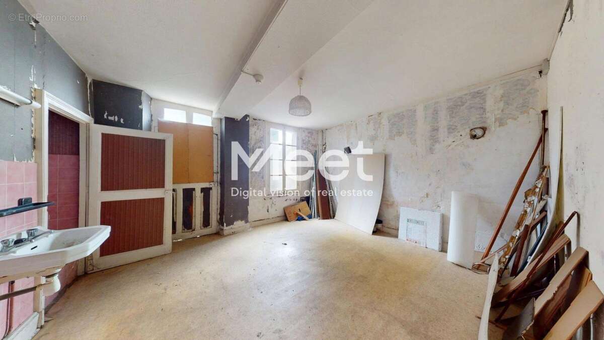 Appartement à EGLENY