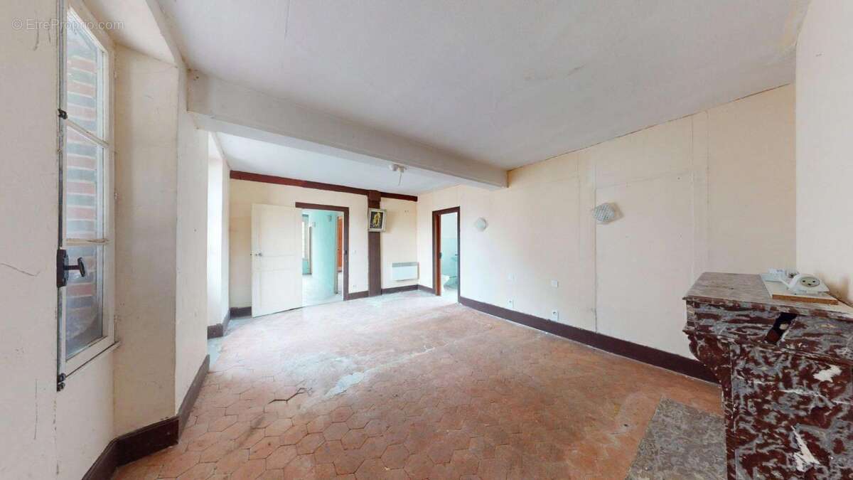 Appartement à EGLENY