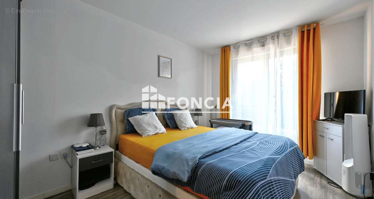 Appartement à FONTENAY-LE-FLEURY