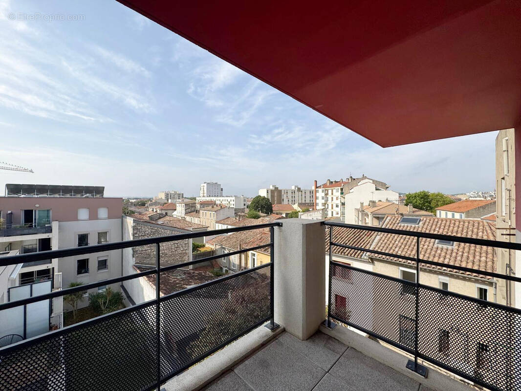 Appartement à NIMES