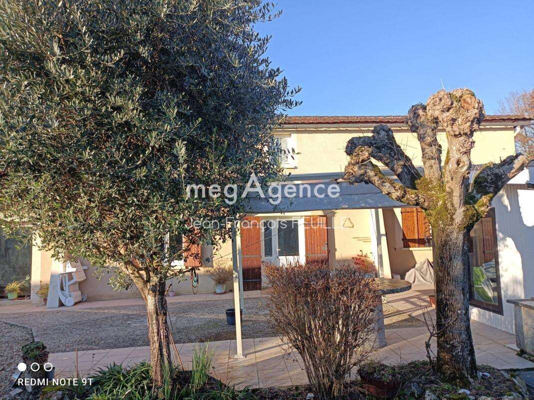 Maison à SAINT-PIERRE-D&#039;EYRAUD