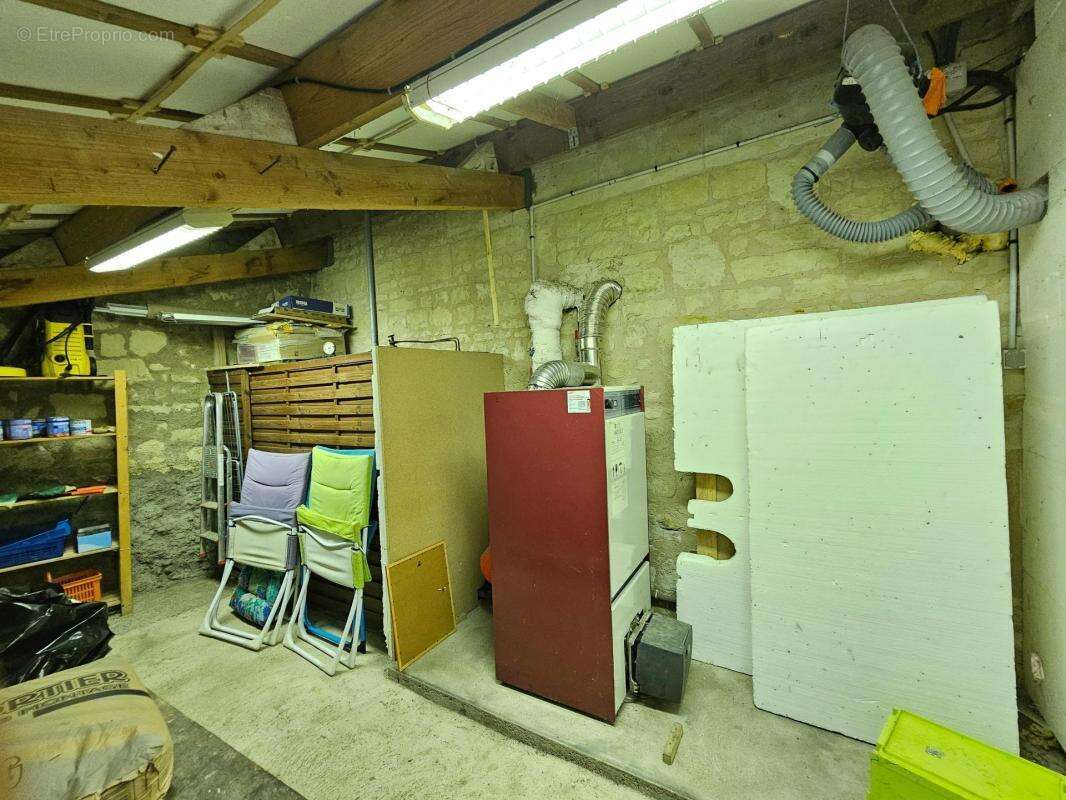 Maison à MONTREUIL-BELLAY