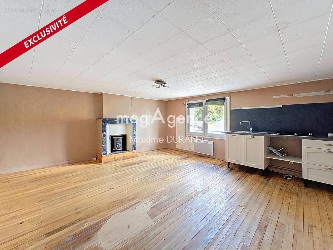 Maison à SAINT-LAURENT-SUR-SEVRE