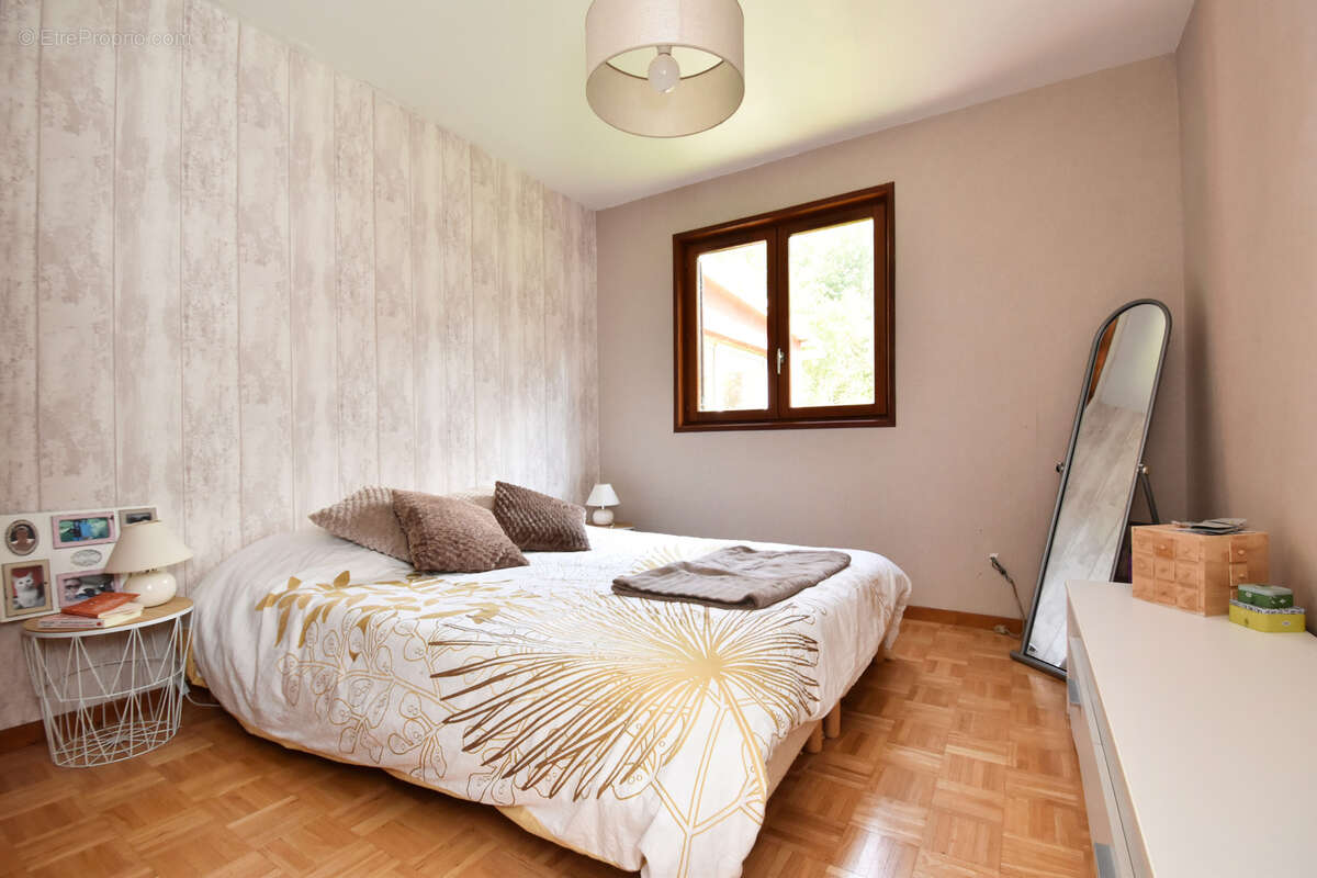 Maison à LONGPRE-LES-CORPS-SAINTS