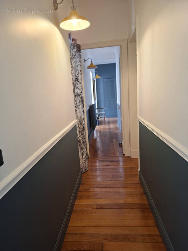 Appartement à VERSAILLES