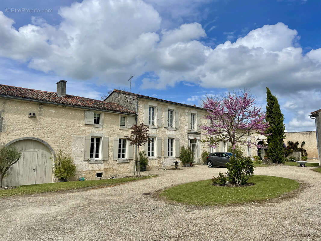 Maison à BOUTEVILLE