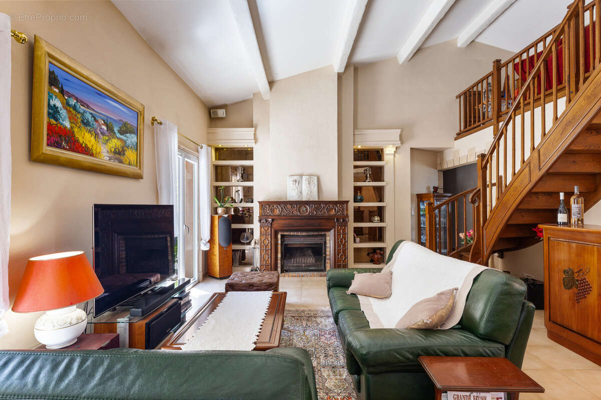 Maison à TRANS-EN-PROVENCE