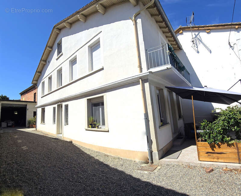 Maison à BEAUMONT-DE-LOMAGNE