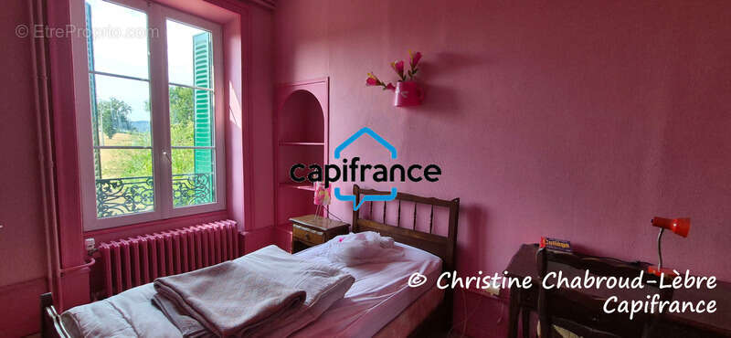 Maison à SAINT-ETIENNE-DE-VICQ