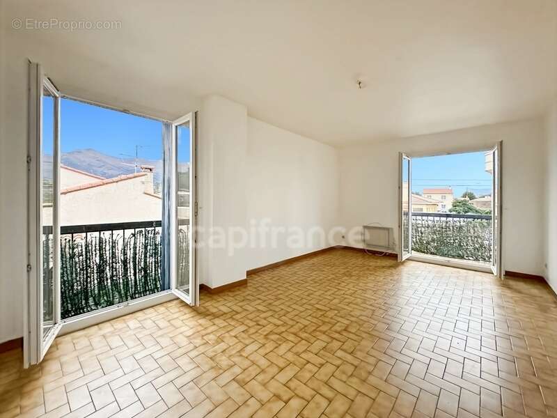 Appartement à SAINT-GENIS-DES-FONTAINES