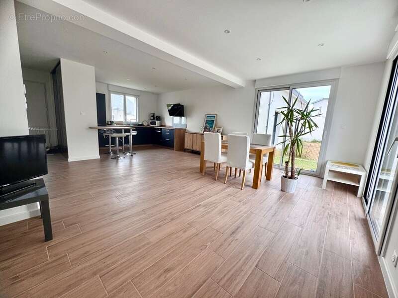 Maison à SAINT-RENAN