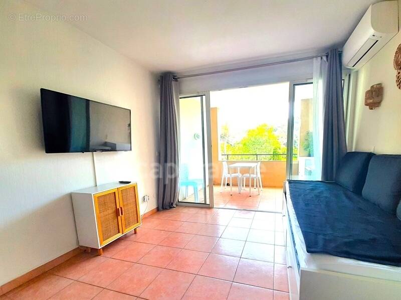 Appartement à SIX-FOURS-LES-PLAGES