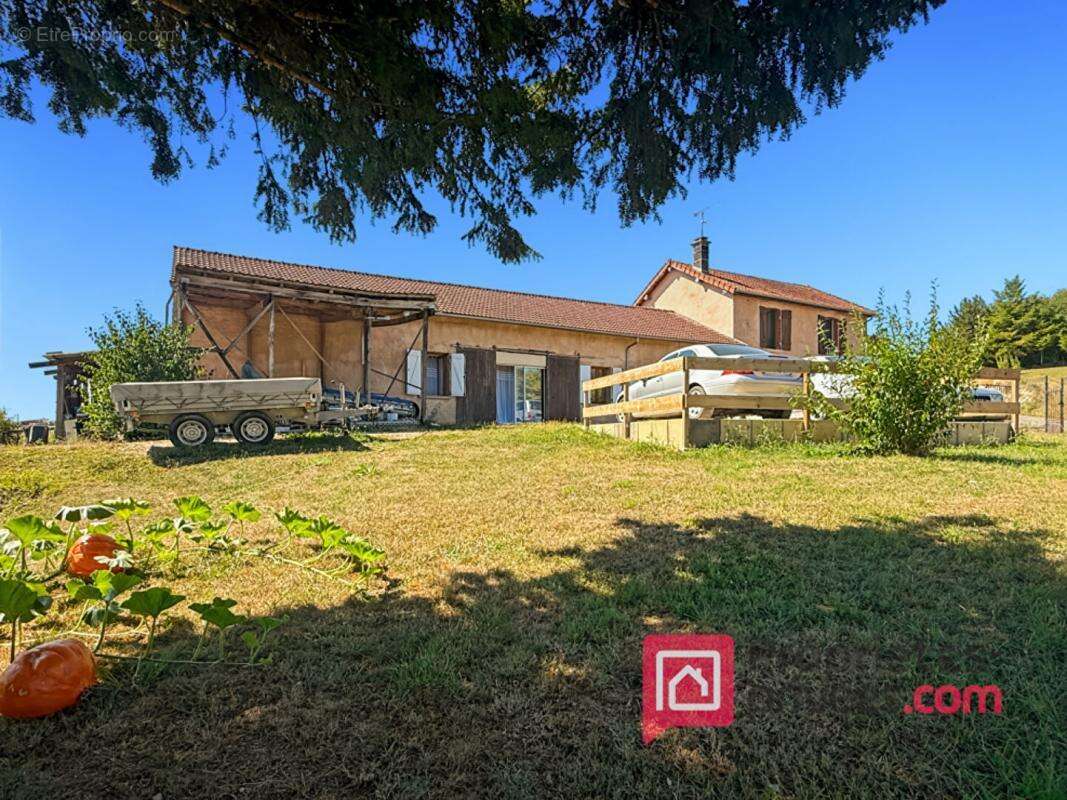 Maison à VILLE-SOUS-LA-FERTE