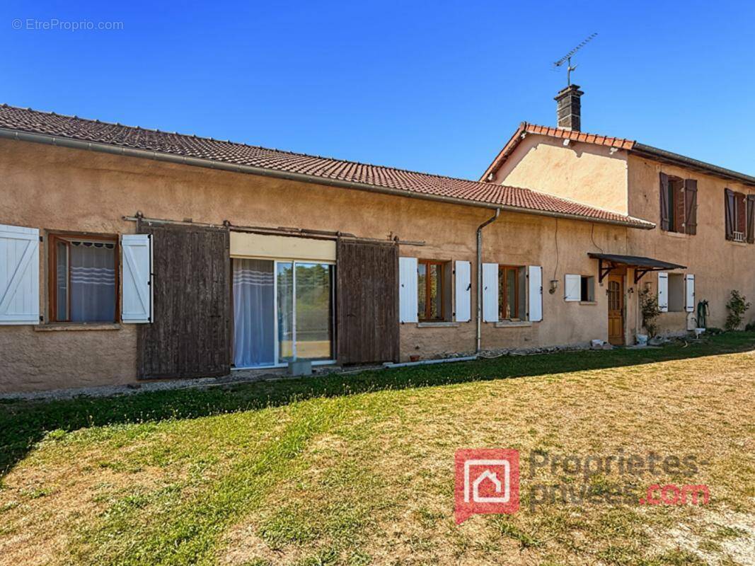 Maison à VILLE-SOUS-LA-FERTE