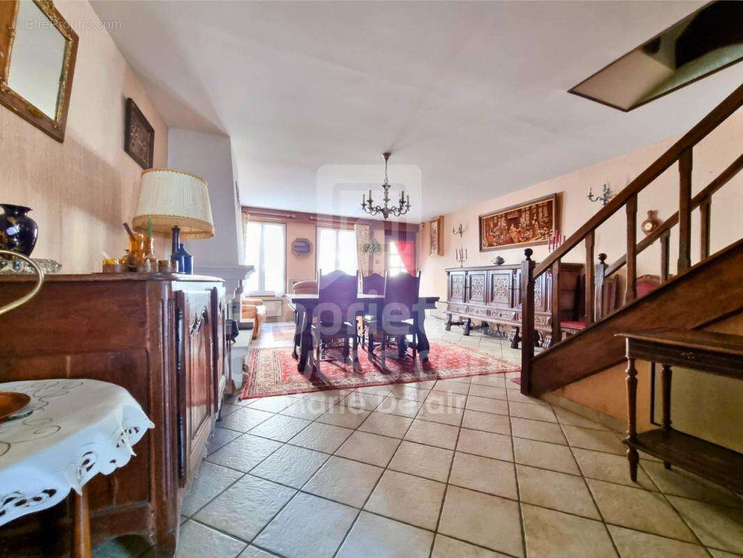 Maison à POUILLY-SUR-LOIRE