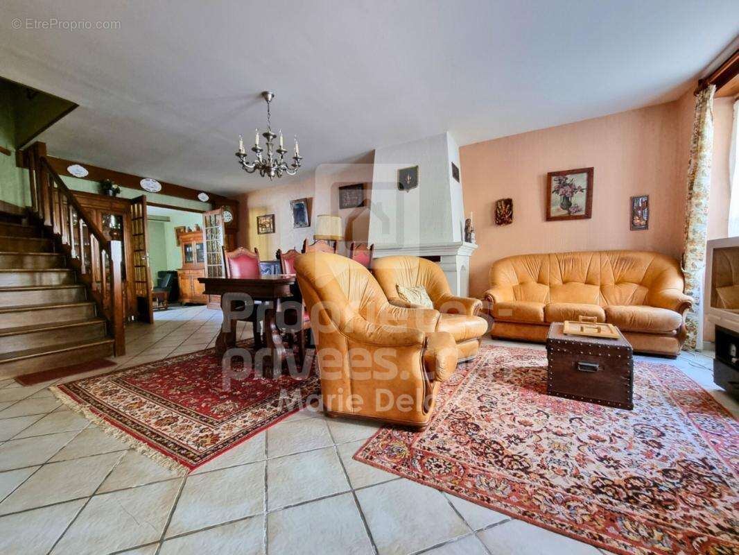 Maison à POUILLY-SUR-LOIRE