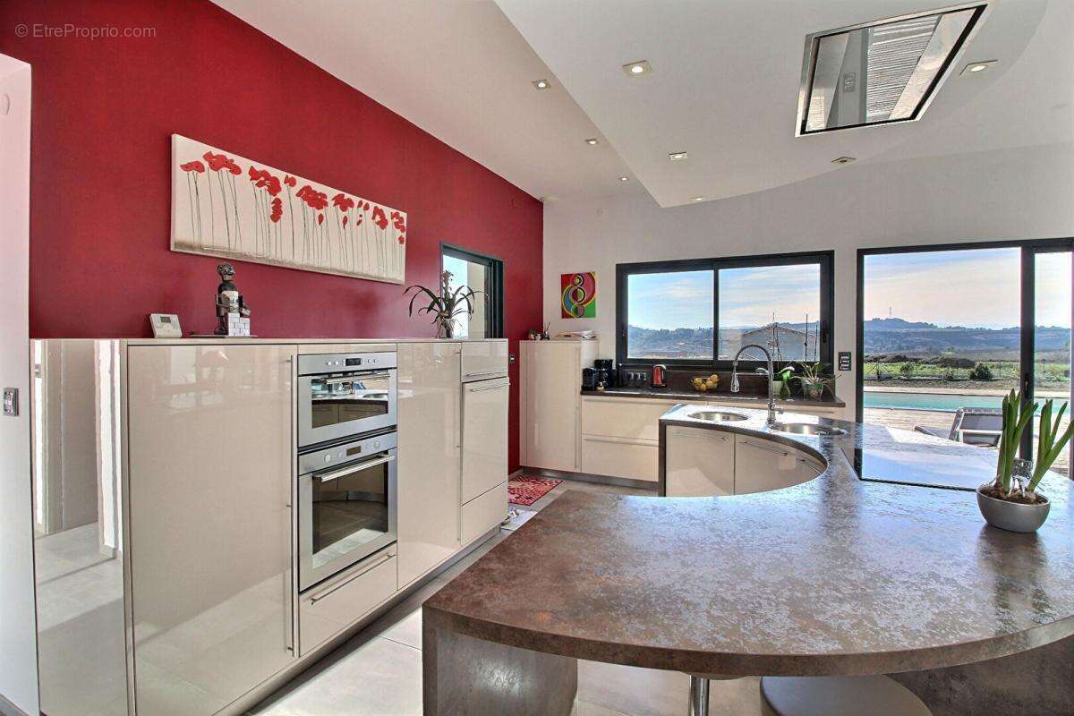 Maison à PEYRIAC-MINERVOIS