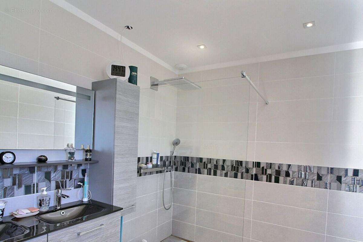 Maison à PEYRIAC-MINERVOIS