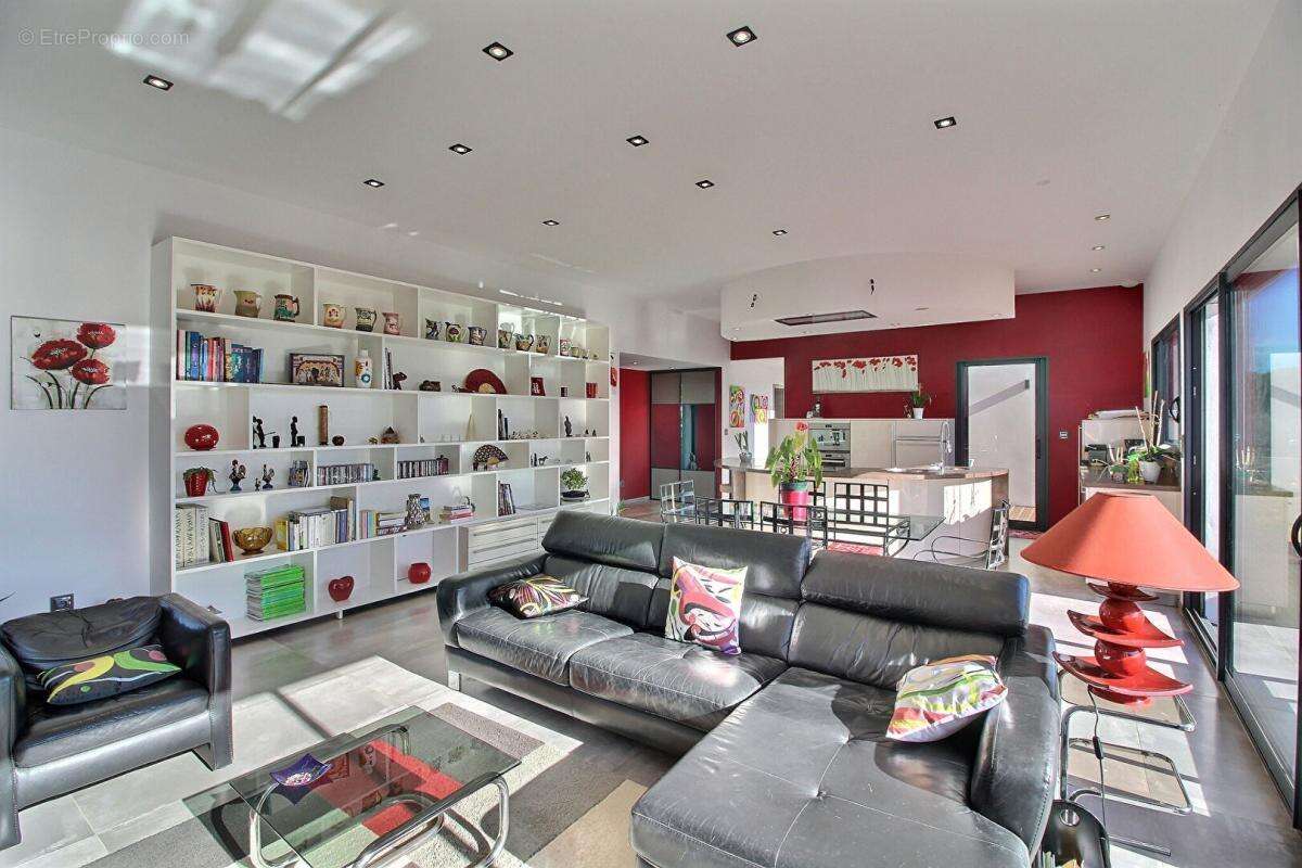 Maison à PEYRIAC-MINERVOIS