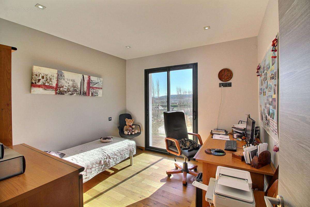 Maison à PEYRIAC-MINERVOIS