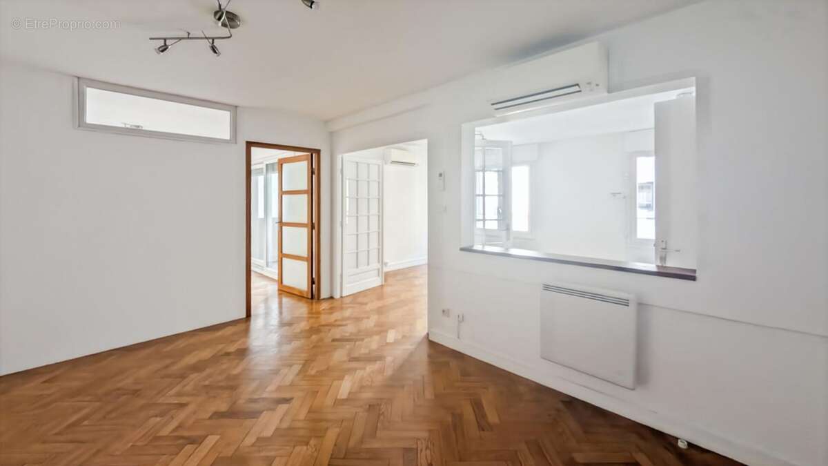 Appartement à LYON-6E
