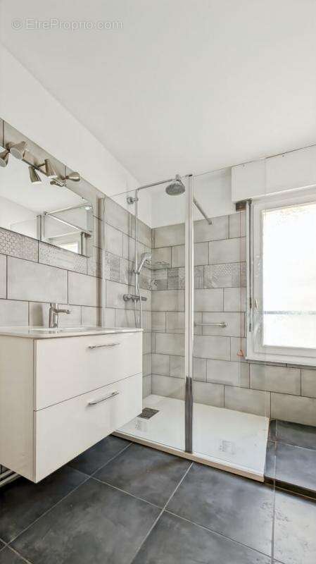 Appartement à LYON-6E