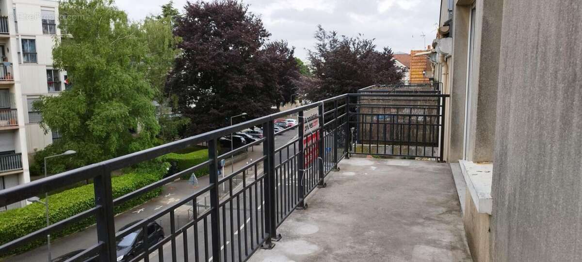 Appartement à TORCY