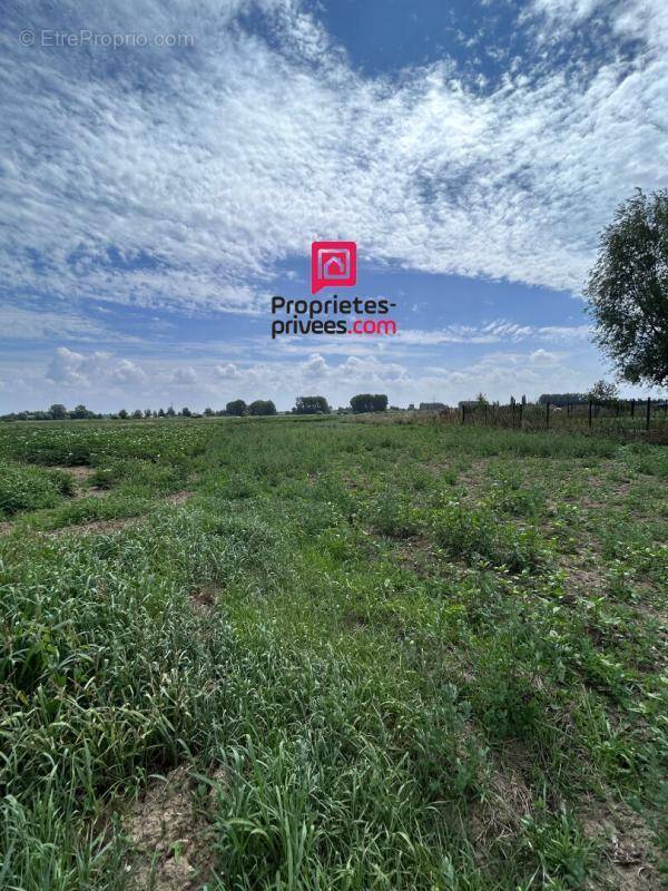 Terrain à LA COUTURE