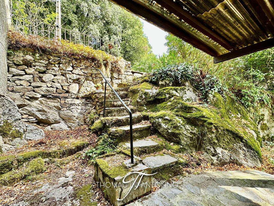 Maison à BROUSSES-ET-VILLARET