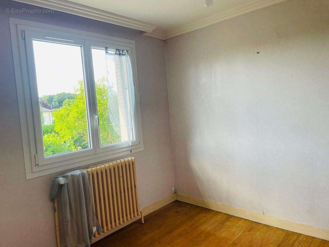 Maison à CHATEAUNEUF-EN-THYMERAIS