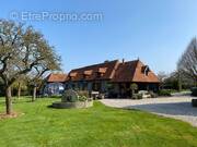 Maison à SAINT-PIERRE-SUR-DIVES