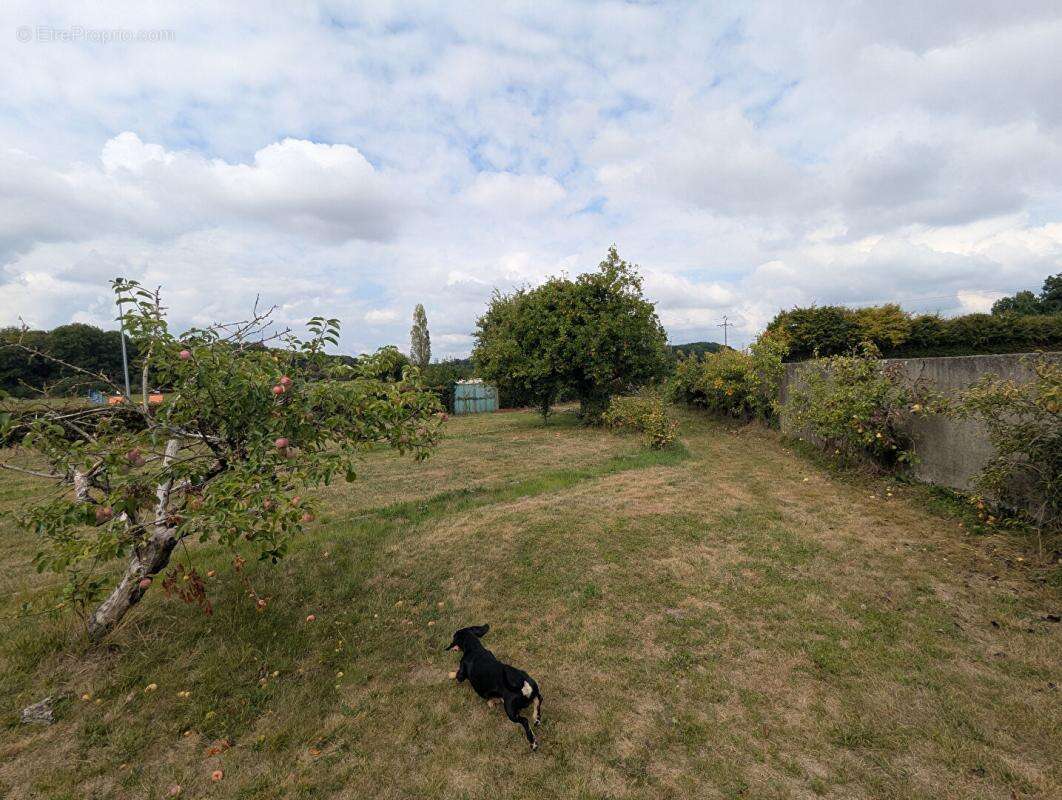 Maison à SAINT-ELIPH